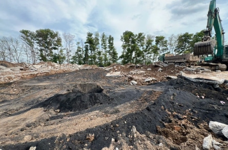 Người Trung Quốc chôn 1.623 tấn chất thải chì xuống đất nông nghiệp ở Hà Nội