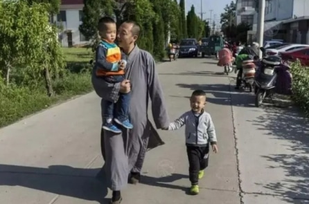 TQ: Từng cứu hàng trăm trẻ bị bỏ rơi, “Hòa thượng bố” bị bắt, bị vợ cũ tố cáo