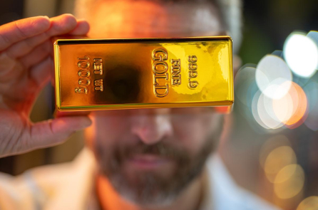 Sự thật hiển lộ, giá vàng hạ nhiệt khi xung đột leo thang