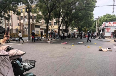 Bắc Kinh: Ô tô đâm vào học sinh khiến 11 người thương vong