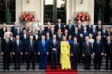 Tổng thống Trump chụp ảnh cùng các lãnh đạo thế giới tại Thượng đỉnh NATO