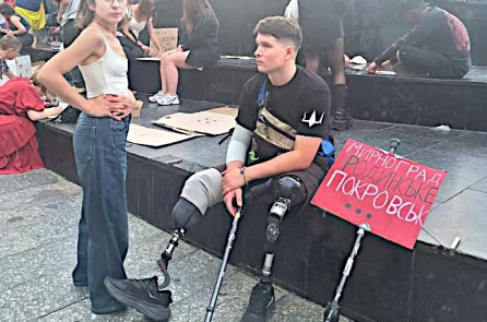 Ukraine tiếp tục biểu tình chống luật mới kể cả sau khi Zelensky hứa sẽ thỏa hiệp