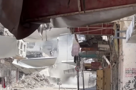 Ông Trump ‘phản ứng không tích cực’ khi Israel oanh kích nhà thờ tại Gaza