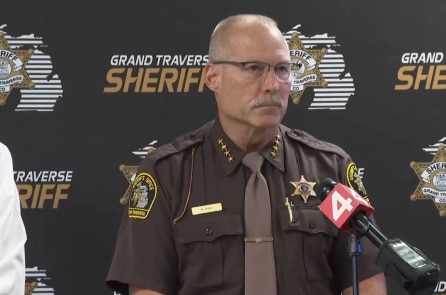 11 người bị thương trong vụ đâm dao tại siêu thị Walmart ở Michigan