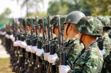 So sánh quân đội Thái Lan và Campuchia