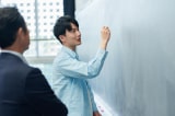 Muốn tiến bộ phải ở với thầy!