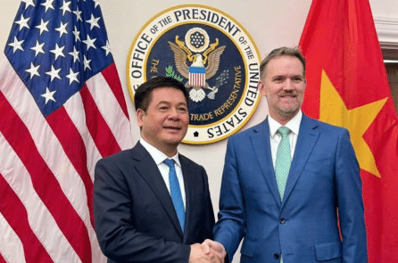 Bloomberg hé lộ mức thuế quan đang đàm phán giữa Việt Nam và Hoa Kỳ