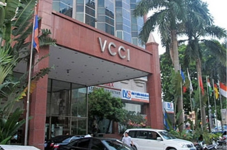 VCCI đề nghị Bộ Tài chính xem xét lại thời điểm khấu trừ thuế TNCN với cổ tức bằng chứng khoán
