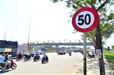 Cục CSGT đề xuất sơn ‘tốc độ tối đa cho phép’ lên mặt đường