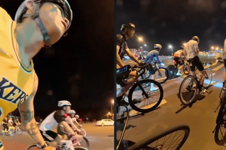 Hiện tượng mới ở Bắc Kinh: Hàng ngàn người đạp xe ban đêm trên đường Trường An