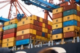 Indonesia nới lỏng hạn chế nhập khẩu trước thời hạn áp thuế của Hoa Kỳ