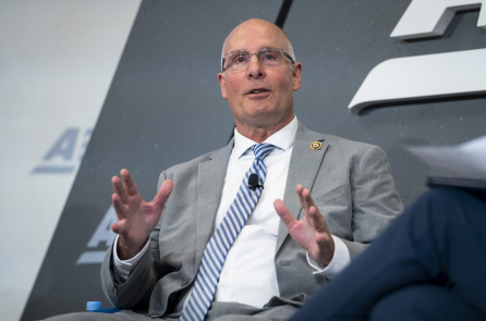 Nghị sĩ Mỹ đề xuất dự luật yêu cầu Washington chấm dứt mối quan hệ thành phố kết nghĩa với Bắc Kinh