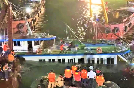 Quảng Ninh hỗ trợ trẻ mồ côi trong vụ lật tàu Vịnh Xanh 58