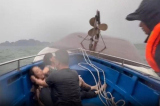 Vụ lật tàu Vịnh Xanh 58: Tìm thấy thi thể một bé trai