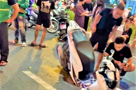 Xe máy SH tụt xuống “hố tử thần” ở Hà Nội: Đã xác định được nguyên nhân