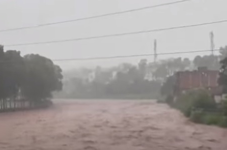 Ấn Độ: Mưa lớn khiến 46 người tử vong, hơn 200 người mất tích