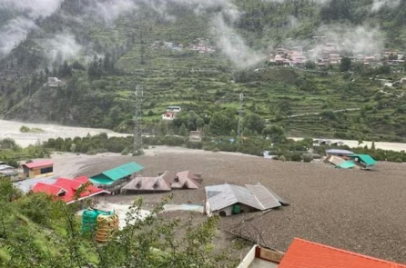 Ấn Độ: Sạt lở đất nghiêm trọng, ít nhất 4 người thiệt mạng và hơn 50 người mất tích