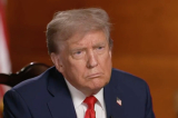 Ông Trump nói ông Biden phát tiền cho Ukraine ‘như thể phát kẹo’