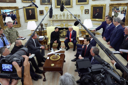 Ông Trump ‘đáp trả’ Zelensky về các điều kiện tổ chức bầu cử ở Ukraine