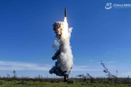 Trung Quốc tiết lộ chi tiết về vụ thử tên lửa hạt nhân