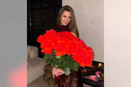 Cựu thí sinh Hoa hậu Hoàn vũ Nga, tử vong sau khi bị nai rừng chọc thủng kính chắn gió