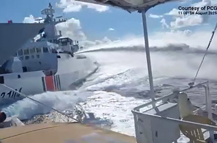 ĐCSTQ lập khu bảo tồn tại bãi cạn Scarborough, căng thẳng ở Biển Đông có thể gia tăng