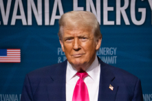 Ông Trump: “Một chút cũng không lo” việc Trung – Nga hình thành trục chống Mỹ