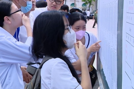 Bộ GD&ĐT phản hồi sự cố xét tuyển đại học năm 2025