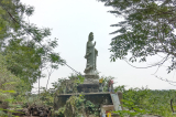 Núi Vân Hoàn cùng chùa Sùng Nghiêm