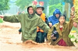 Mưa lũ ở Điện Biên khiến 12 người chết và mất tích, giao thông chia cắt
