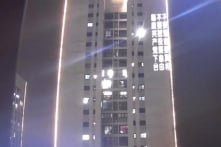 Người chiếu khẩu hiệu chống ĐCSTQ ở Trùng Khánh công khai danh tính, người thân bị thẩm vấn