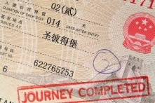 Giới chức Hồng Kông bác đơn gia hạn thị thực của nhà báo Bloomberg