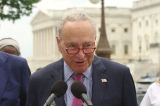 Ông Trump: Lãnh đạo thiểu số tại thượng viện Schumer ‘tống tiền 2 tỷ đô la’