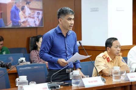 Sở Xây dựng TP.HCM khảo sát tuyến đường cho xe điện 4 bánh chạy lại