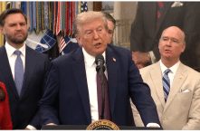 Tổng thống Trump: Mỹ đang tiến hành đàm phán “rất sâu” với Hamas