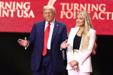 Ông Trump thừa nhận có quan điểm về sự tha thứ khác với góa phụ Kirk