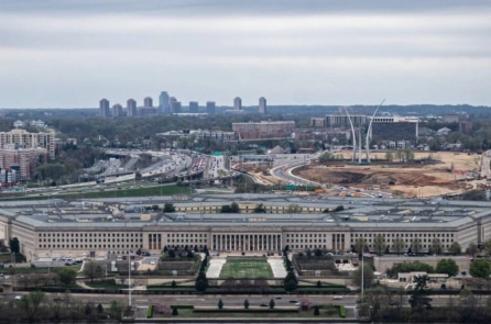 Lầu Năm Góc triển khai 200 lính vệ binh, bang Oregon khởi kiện