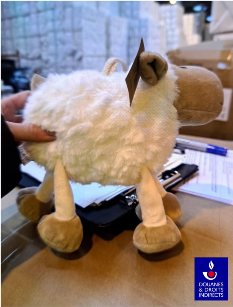 id14518452 peluches mouton 1 8a12f7 0@1x 2