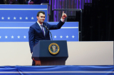 Nhân vật bảo thủ nổi tiếng Kirk bị bắn chết, ông Trump lệnh treo cờ rủ toàn quốc