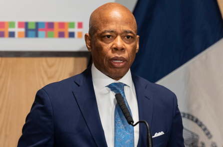 Thị trưởng New York Eric Adams tuyên bố rút lui khỏi cuộc tranh cử chức thị trưởng