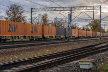 Ba Lan đóng cửa biên giới, hàng trăm chuyến tàu Trung – Âu đình trệ