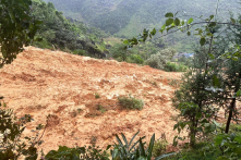 Sạt lở tại Lũng Cú (Tuyên Quang), 4 người trong gia đình mất tích