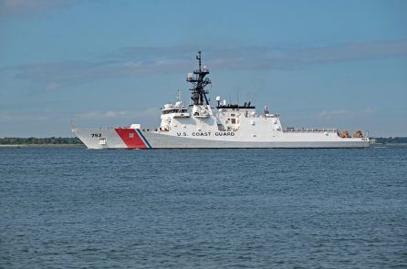 Lực lượng bảo vệ bờ biển Hoa Kỳ đốt cháy thuyền chở gần 6.000kg cocaine