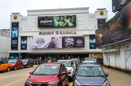 Vận động tranh cử của tài tử Ấn Độ biến thành thảm họa: 31 người thiệt mạng