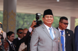 Tổng thống Indonesia tuyên bố nhượng bộ lớn để dập tắt các cuộc biểu tình