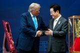 Tổng thống Trump cho phép Hàn Quốc đóng tàu ngầm hạt nhân đầu tiên