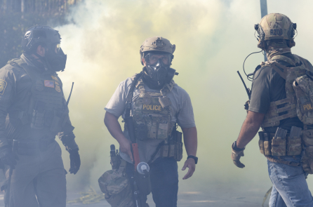 DHS: 1.500 người nhập cư bất hợp pháp bị bắt ở Illinois, bao gồm cả tội phạm