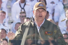 Ông Hegseth lên án ‘văn hóa thức tỉnh DEI’ trong lễ kỷ niệm 250 năm Hải quân Hoa Kỳ