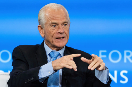 Peter Navarro: Thế giới đã tỉnh thức trước việc Trung Quốc vũ khí hóa chuỗi cung ứng