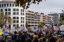 Tổng thống Trump: Chính phủ sẽ điều tra các nhà tài trợ đứng sau cuộc biểu tình “No Kings”